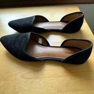 Black D’Orsay flat